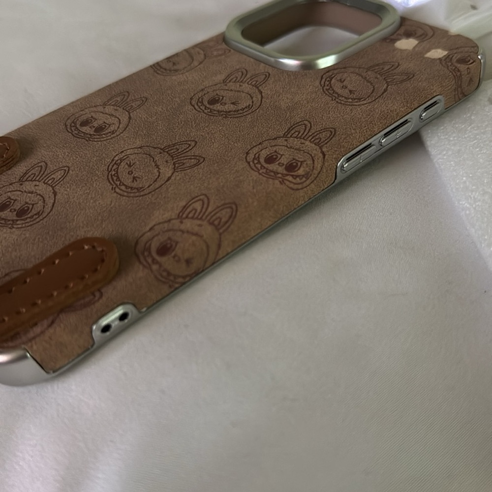 Labubu iPhone case - Picture 7 of 8